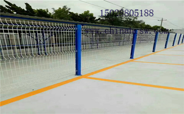 公路護(hù)欄網(wǎng) 公路護(hù)欄網(wǎng)