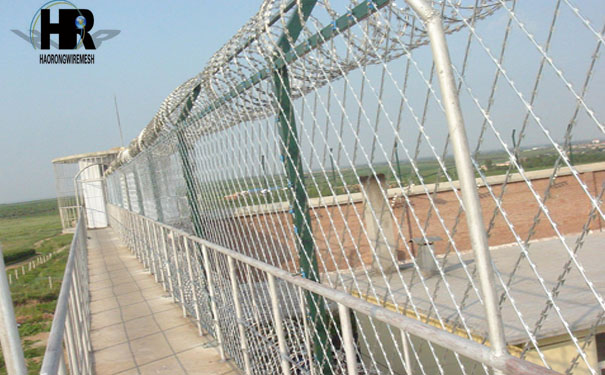 刀片刺網(wǎng) 刀片刺網(wǎng)